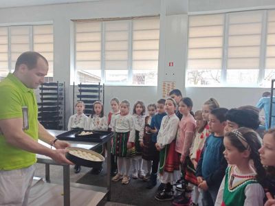 Баба Марта 2024 г - НУ Св. Св. Кирил и Методий - Троян