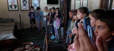 Проектни дейности  II клас „Исторически, природни и архитектурни забележителности близо до родния край“ - НУ Св. Св. Кирил и Методий - Троян